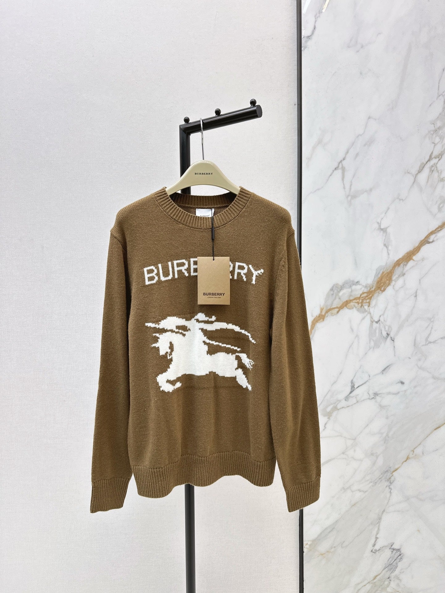 Bur NEW Wool sweater