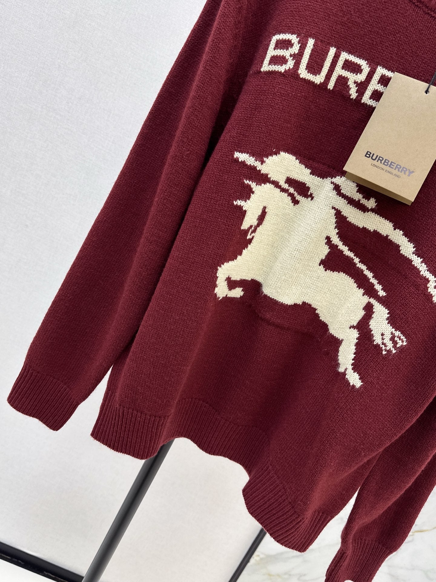 Bur NEW Wool sweater