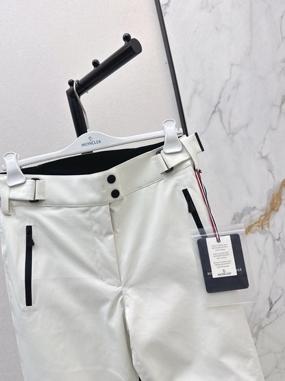 Monc NEW ski pants