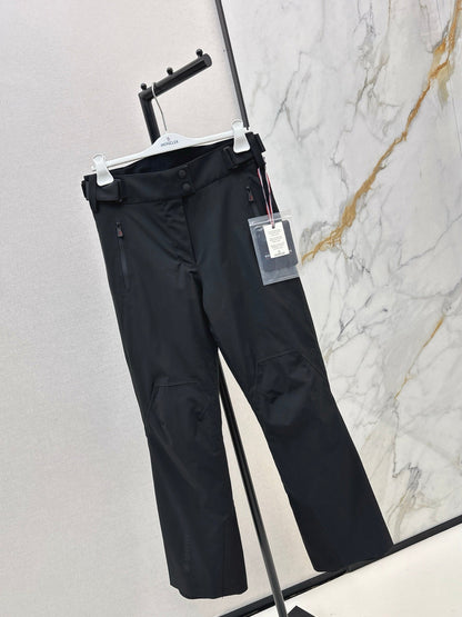 Monc NEW ski pants