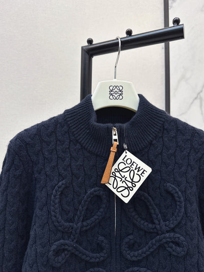 Loe NEW Knitted jacket