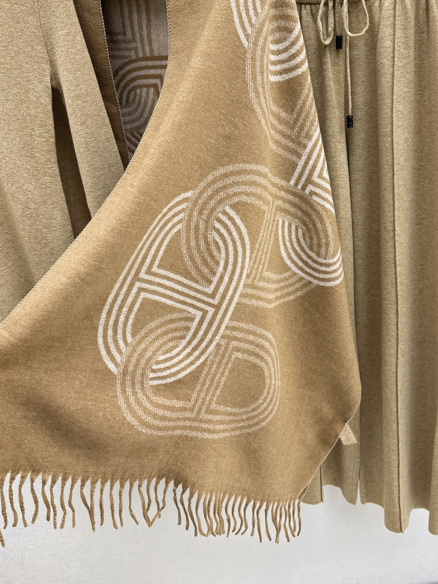 Herm NEW Knitted three-piece set