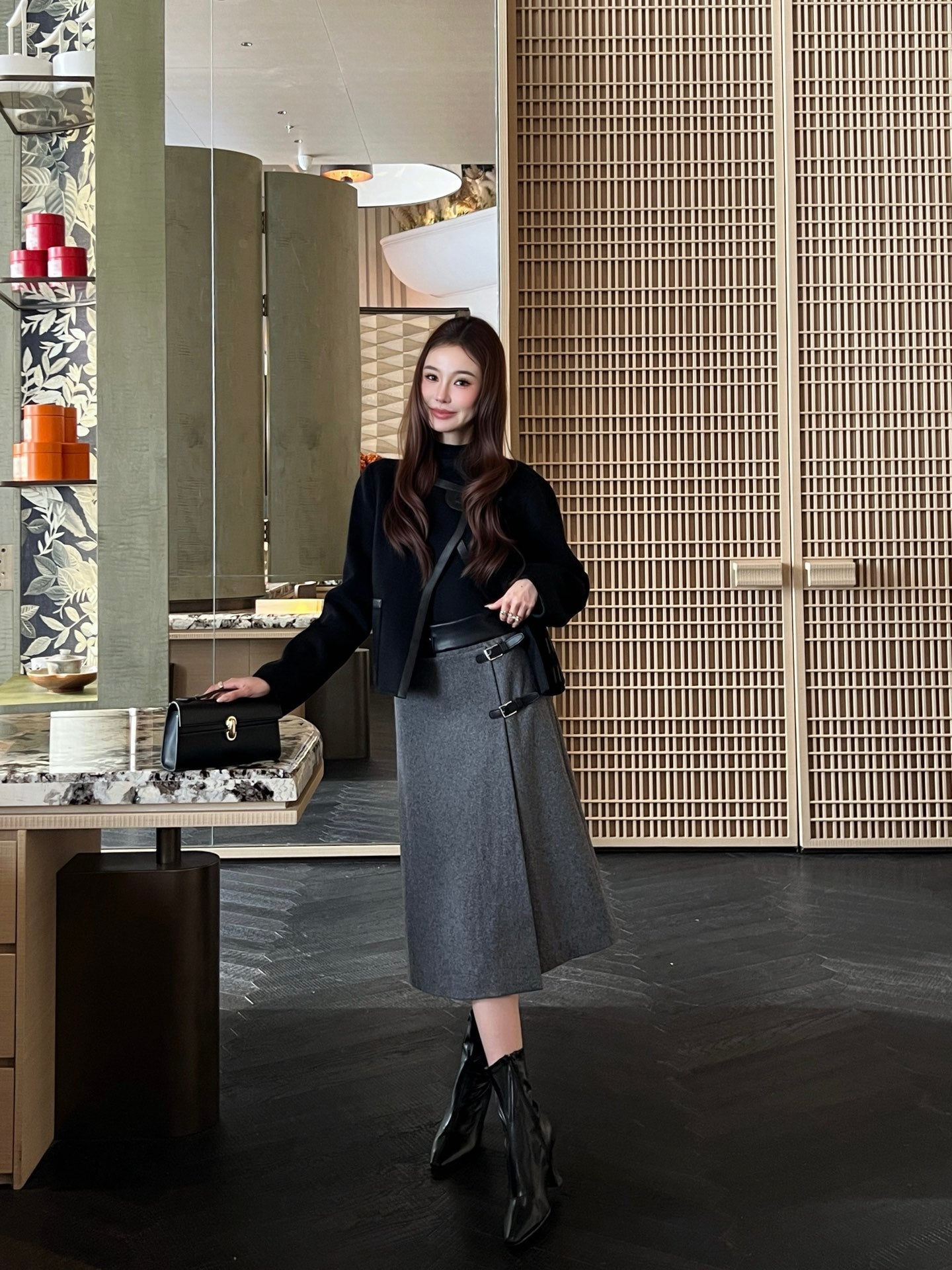 Herm NEW contract pu skirts