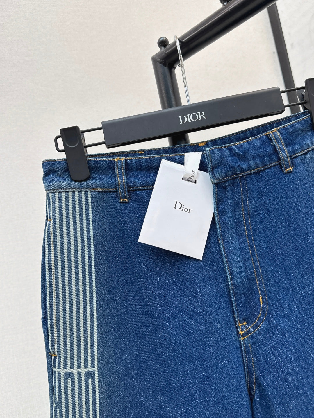 CD NEW Jacquard jeans