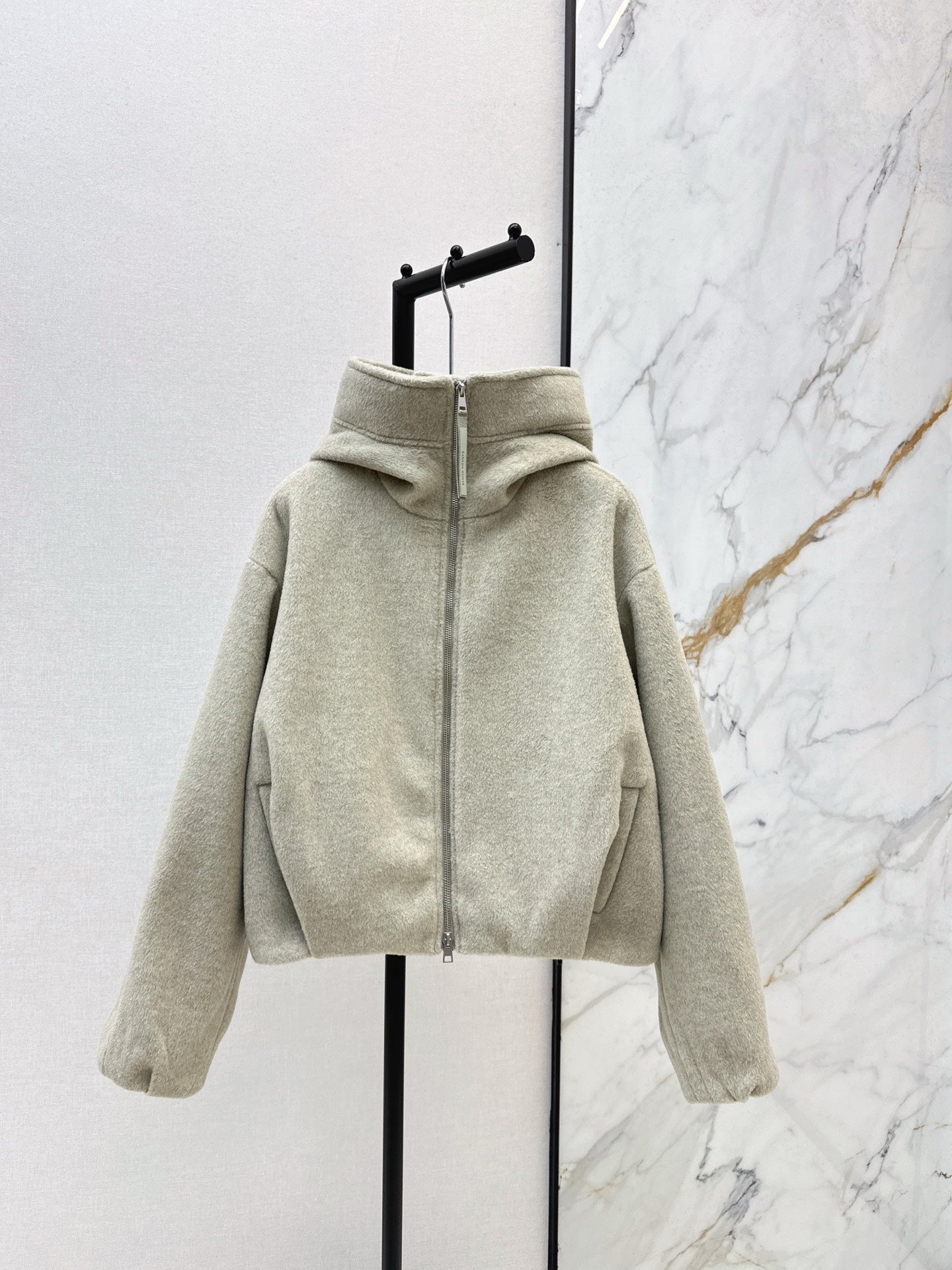 Cann NEW sweatshirt jacket