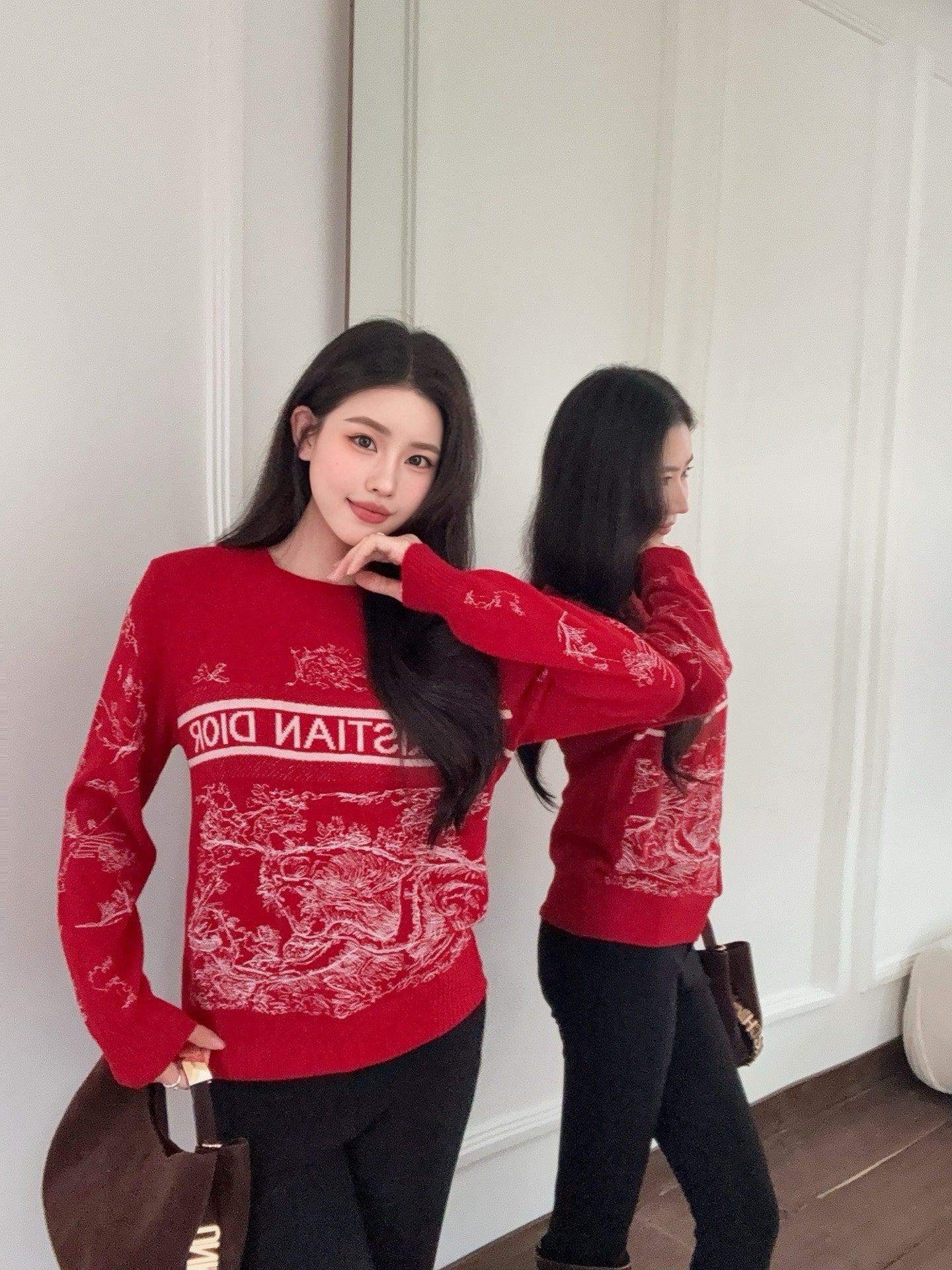 CD NEW embroidered sweater