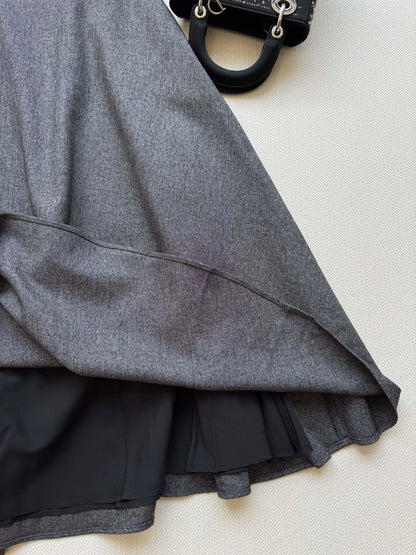 CD NEW pleated skirts