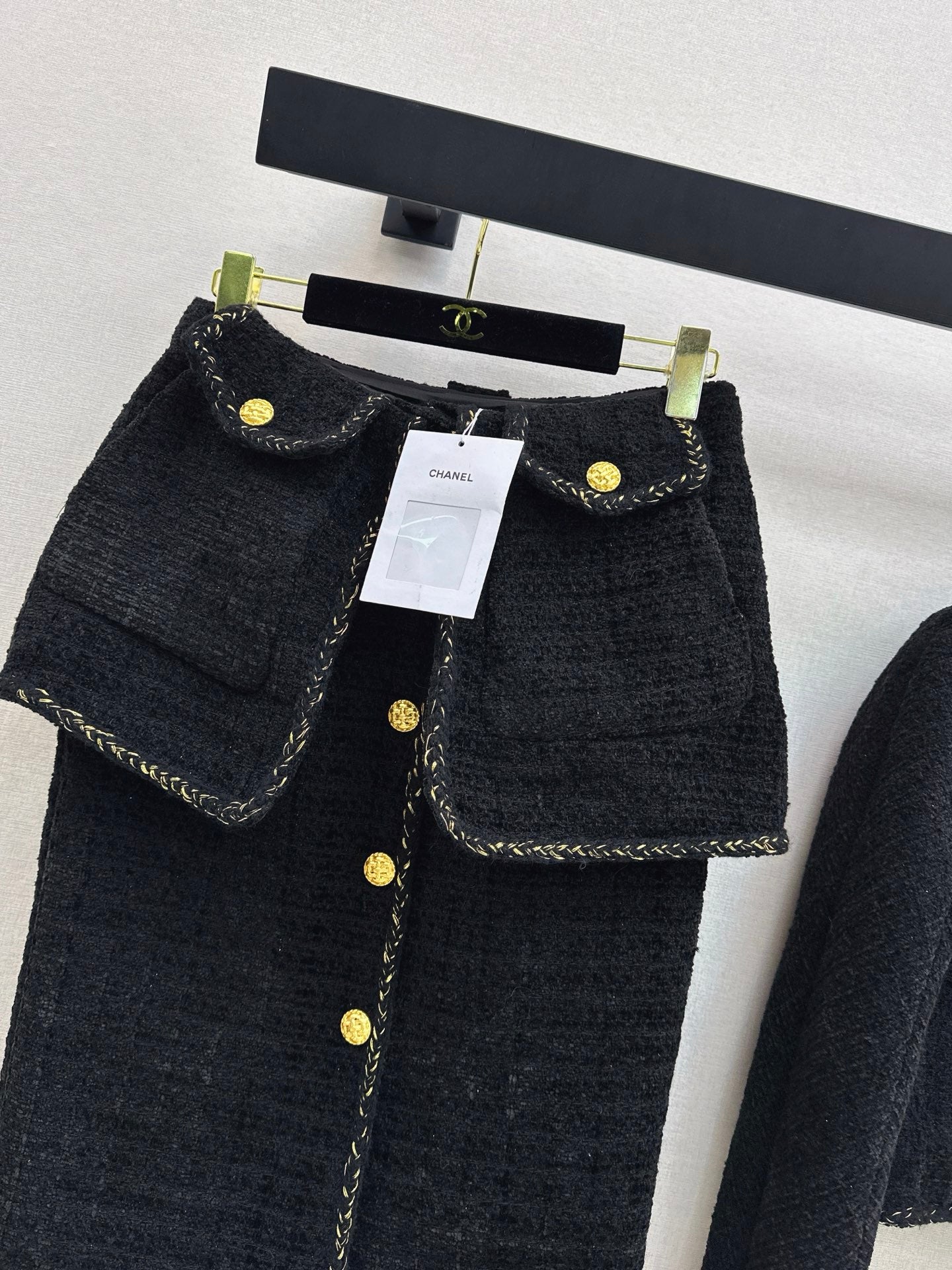 Chan NEW woven 2in1 skirt