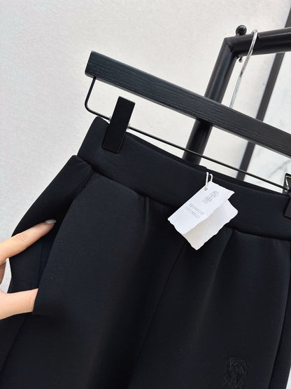 Brun NEW casual pants