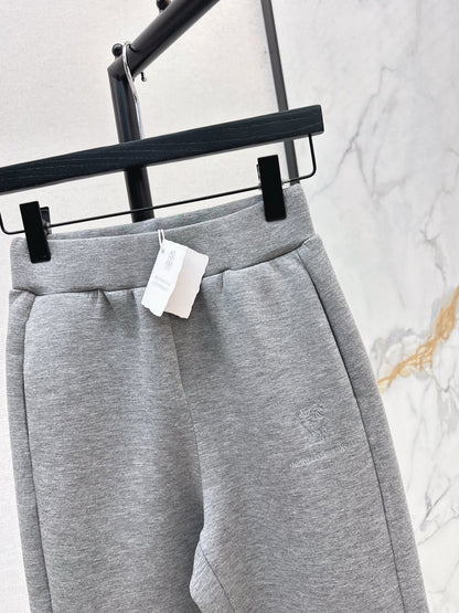 Brun NEW casual pants