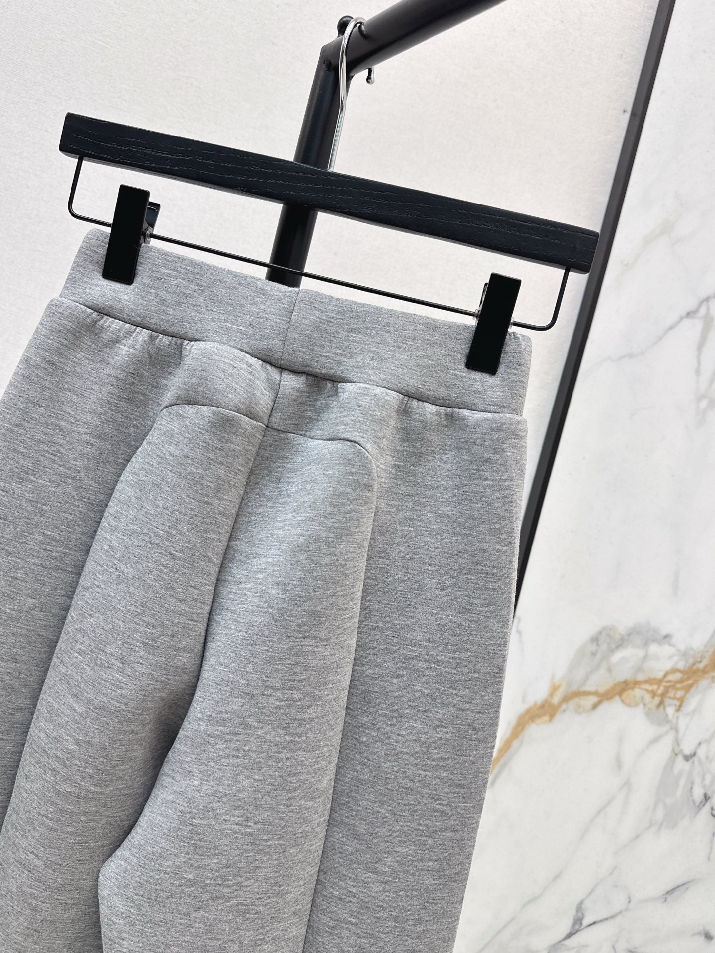 Brun NEW casual pants