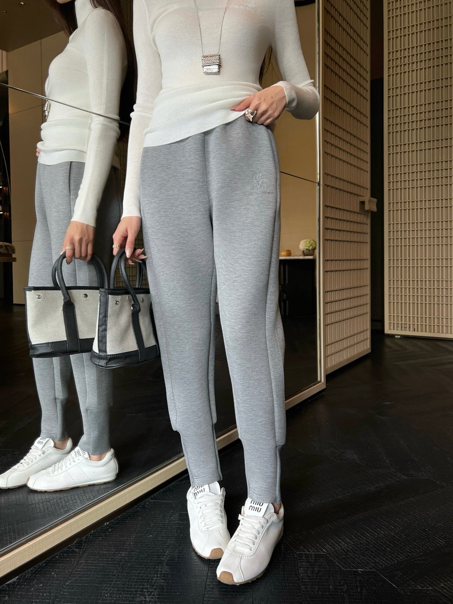 Brun NEW casual pants