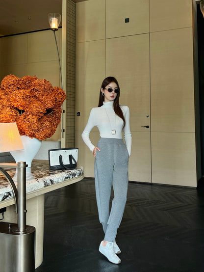 Brun NEW casual pants