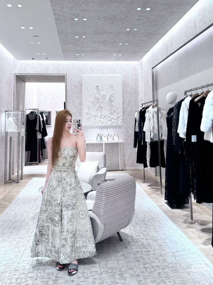 CD NEW strapless dress