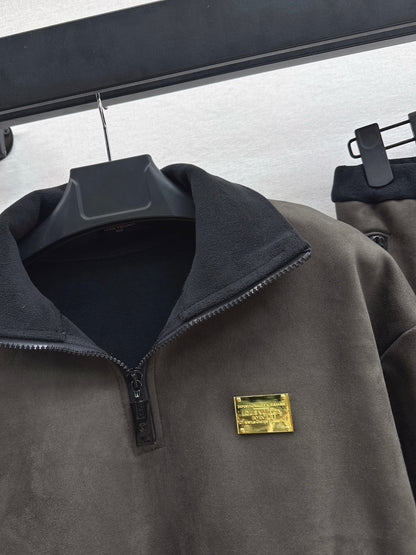 Louis NEW causal sweatsuit