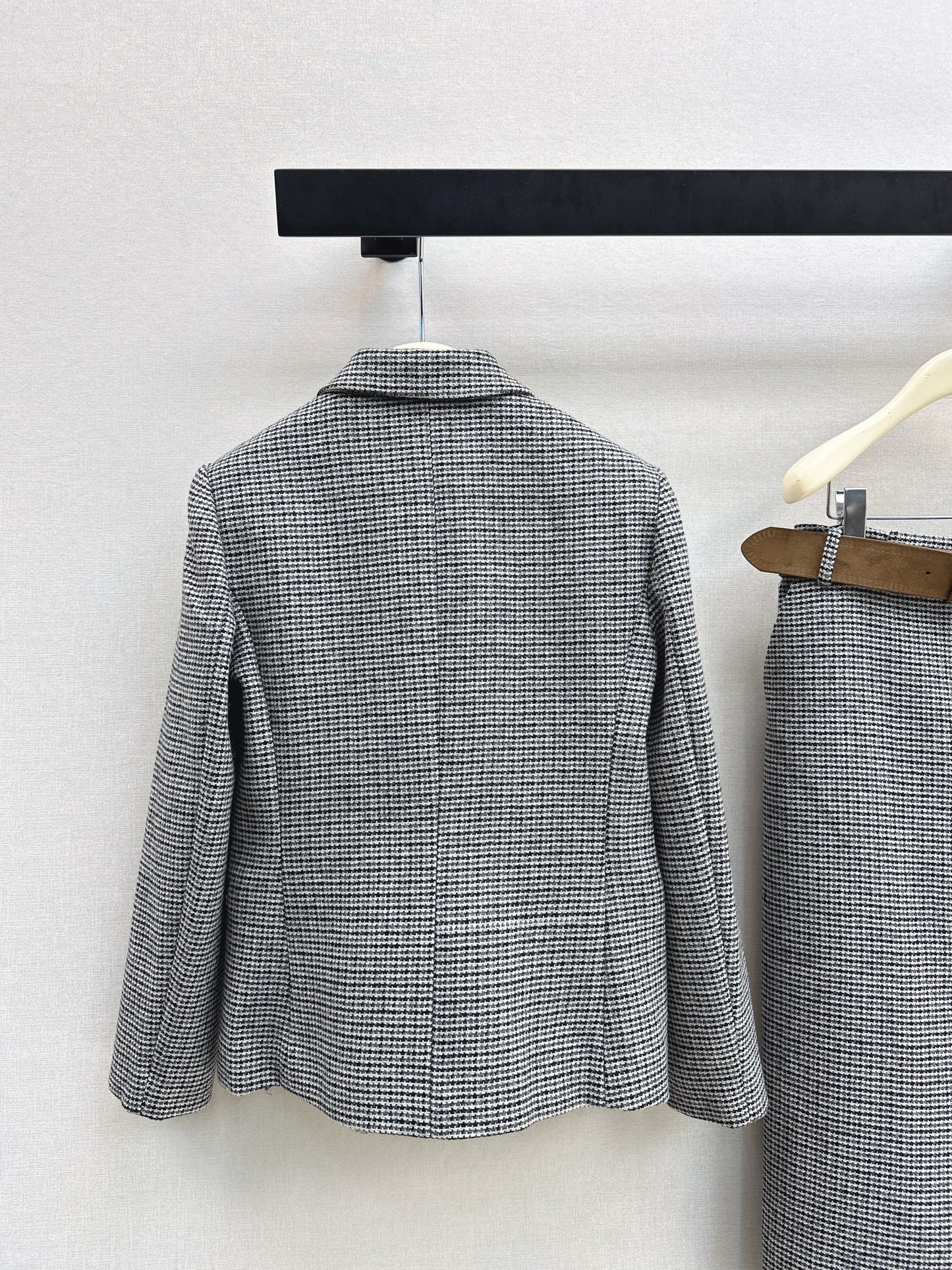 Brun' NEW houndstooth blazer
