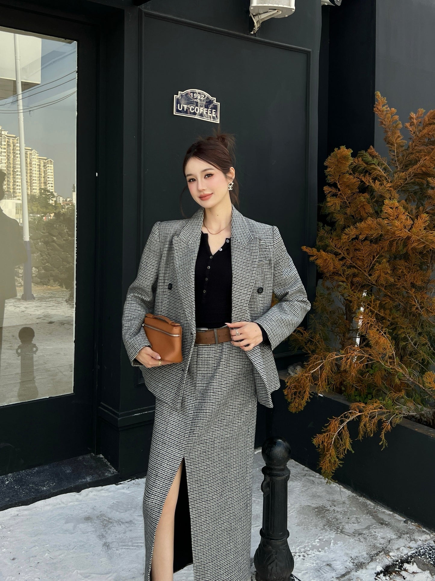 Brun' NEW houndstooth skirts