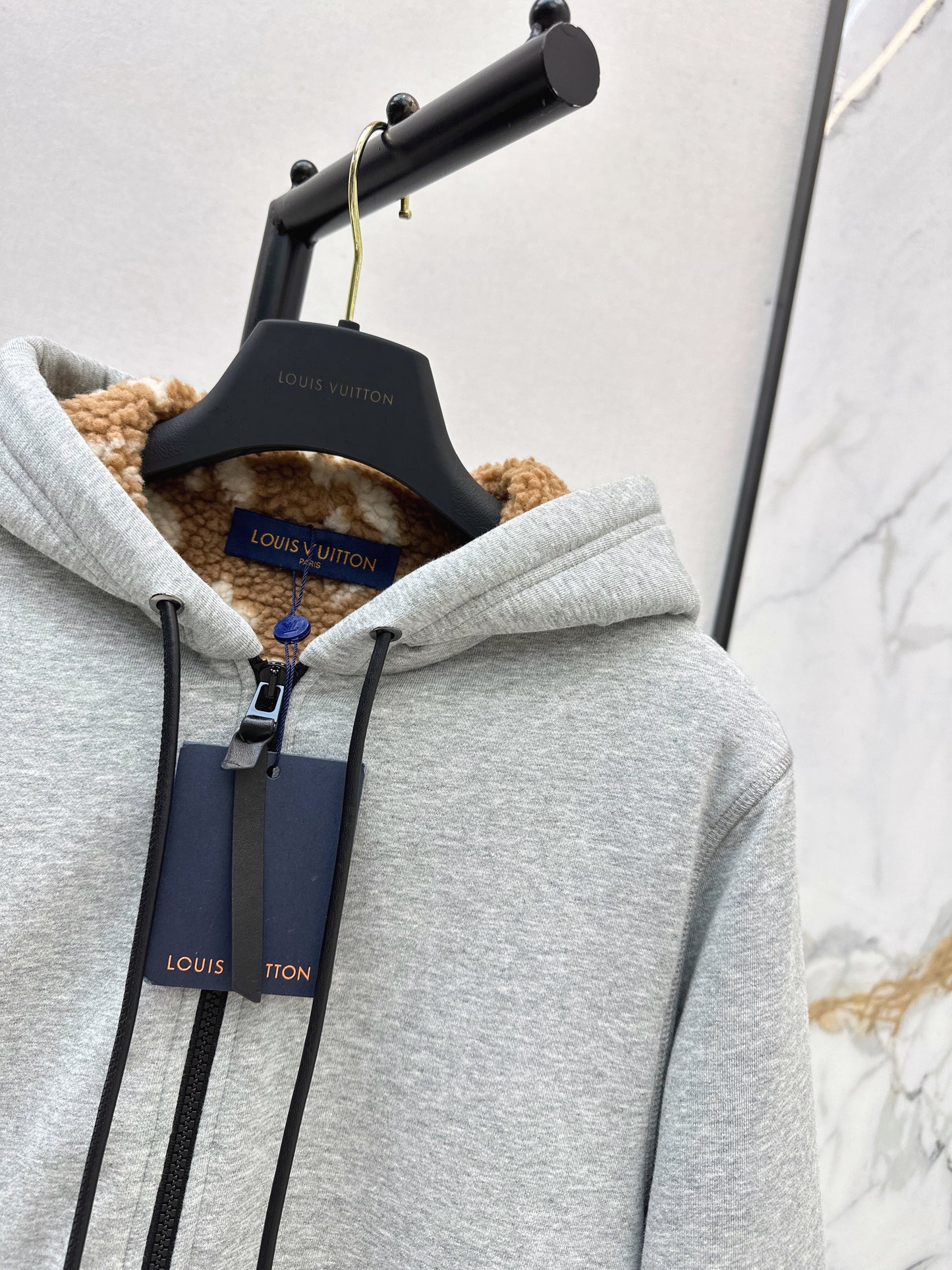 Louis NEWcasual hooded jacket