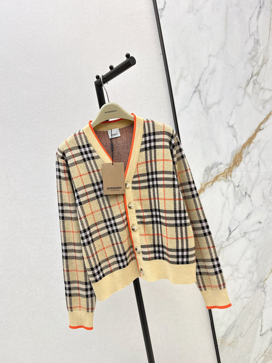 Bur NEW Knitted cardigan