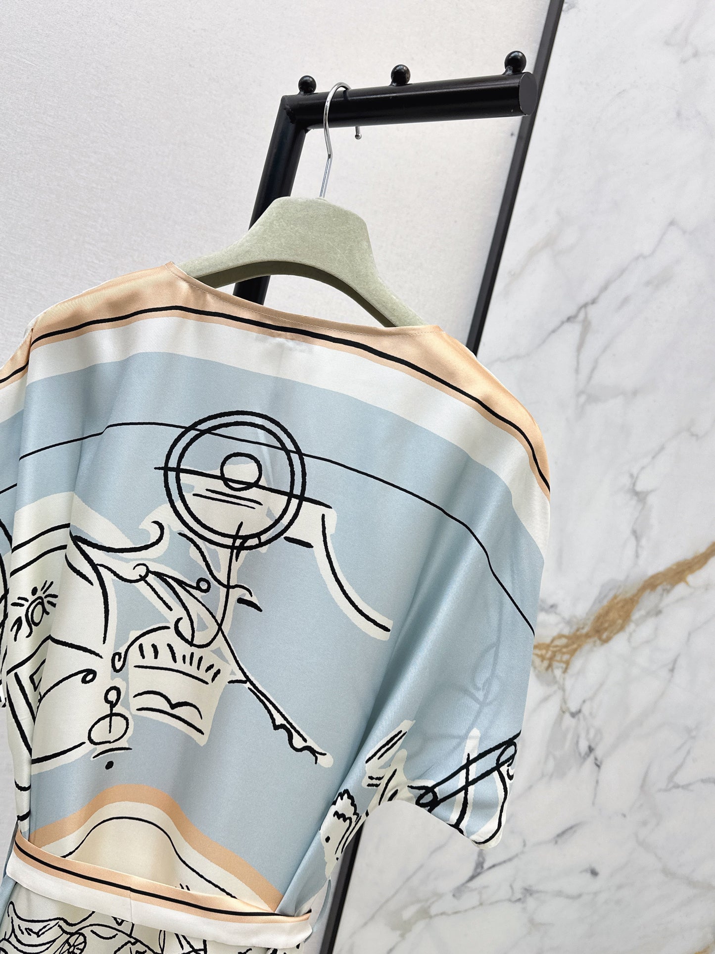 Herm NEW print silk dress