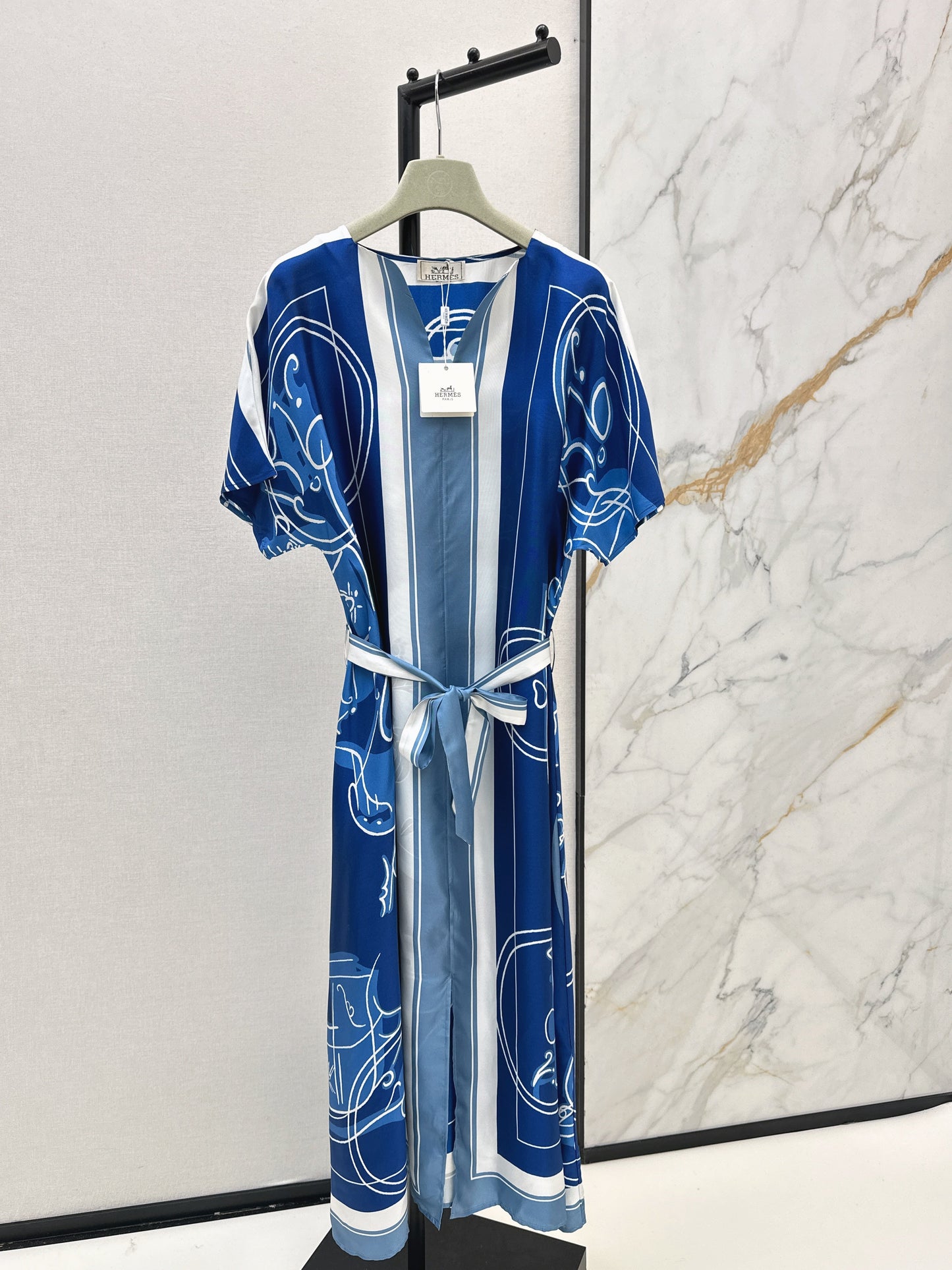 Herm NEW print silk dress