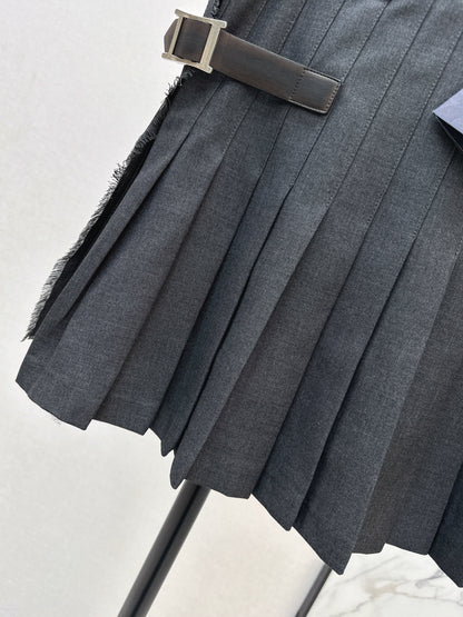 Pra NEW pleated skirts