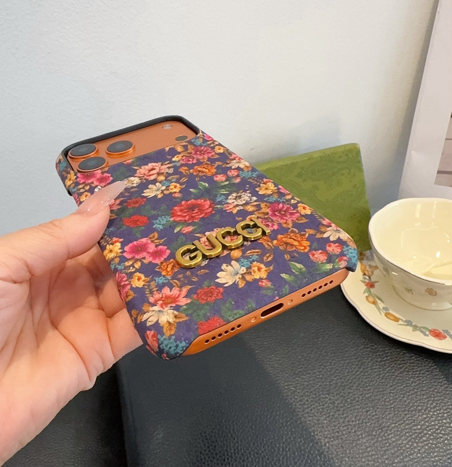 Guc New mobile phone