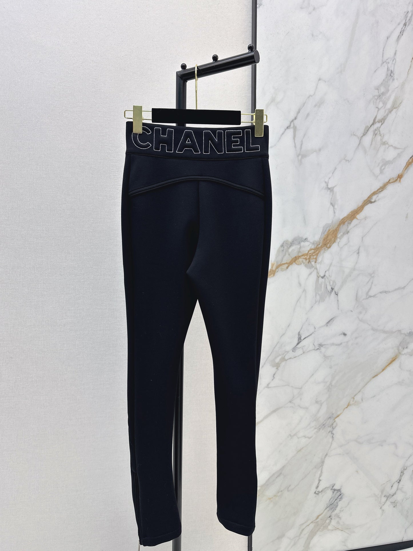 Chan NEW padded leggings