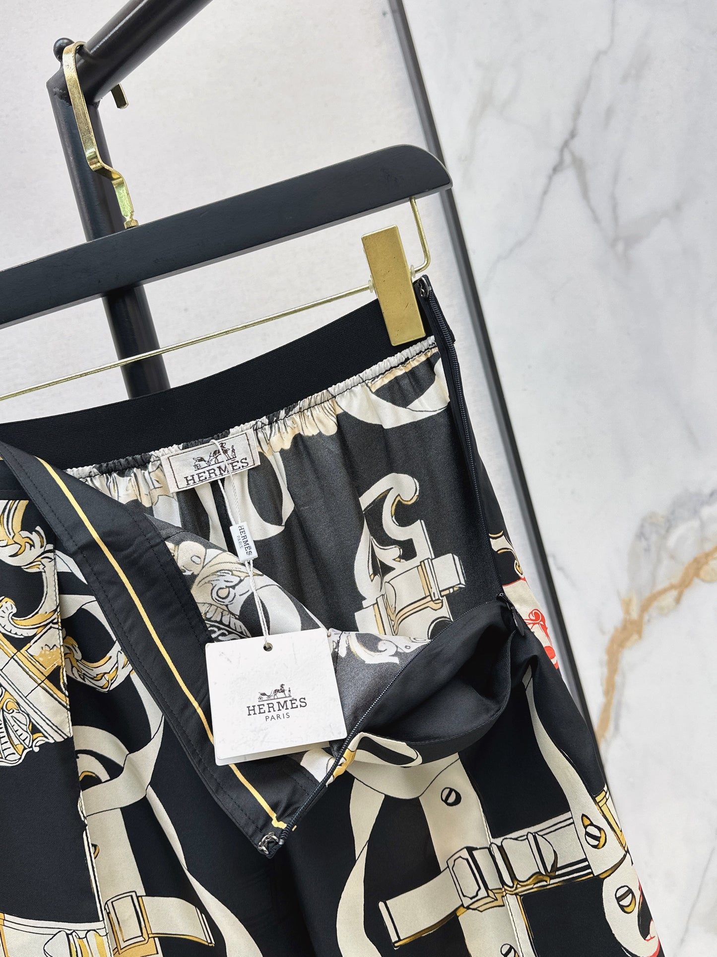 Herm NEW printed silk wide-leg trousers