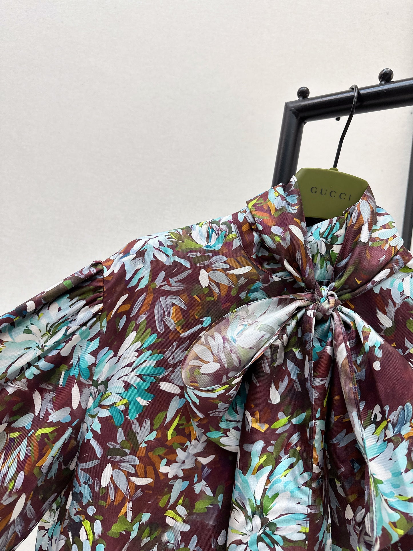 Guc NEW 3d floral print shirts