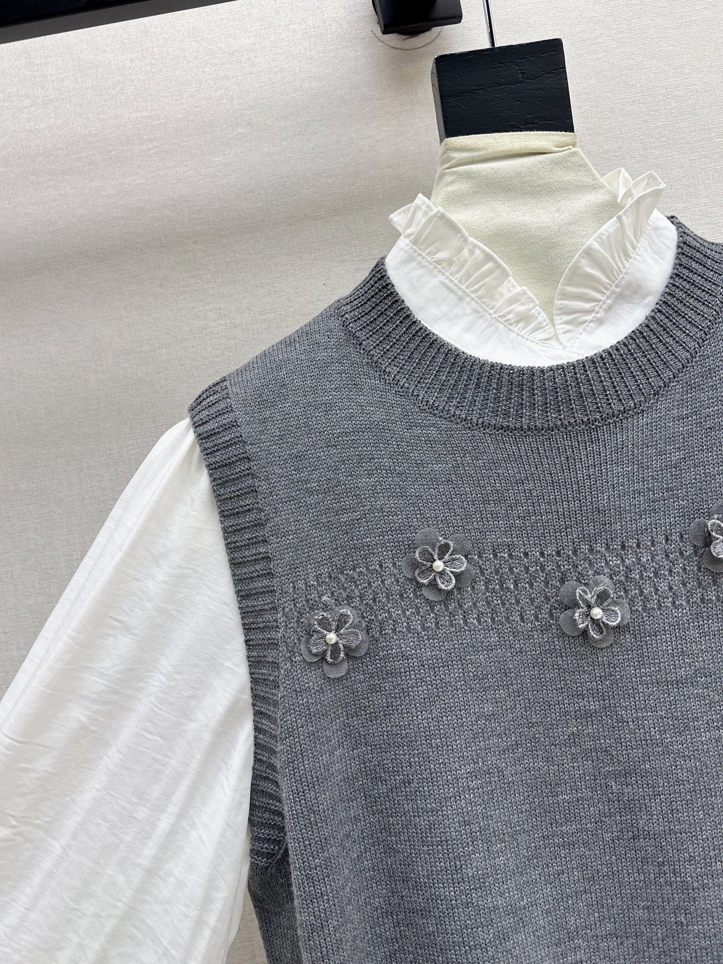 Chan NEW elegant shirts knit vest