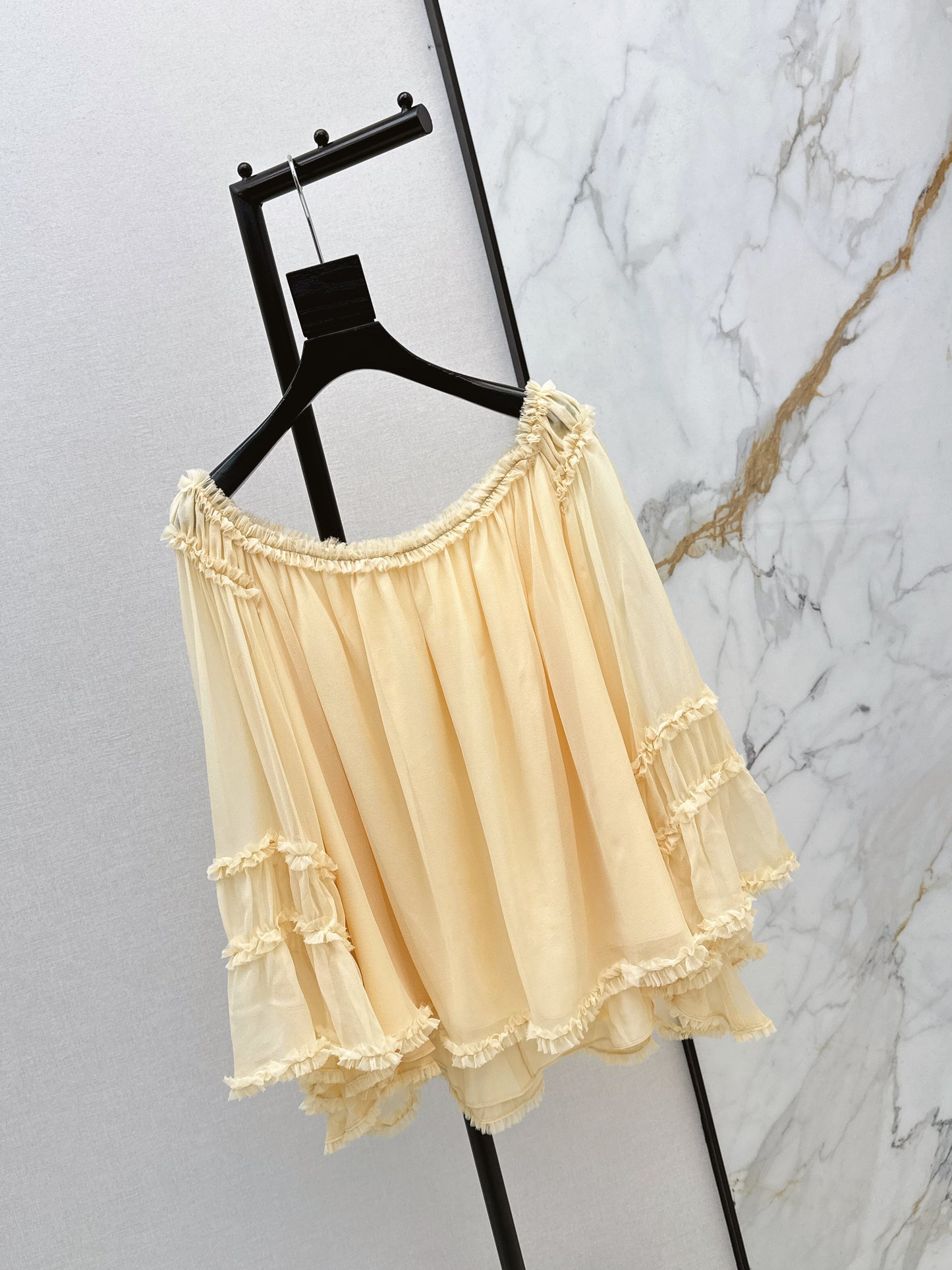 Zimm NEW off shoulder top