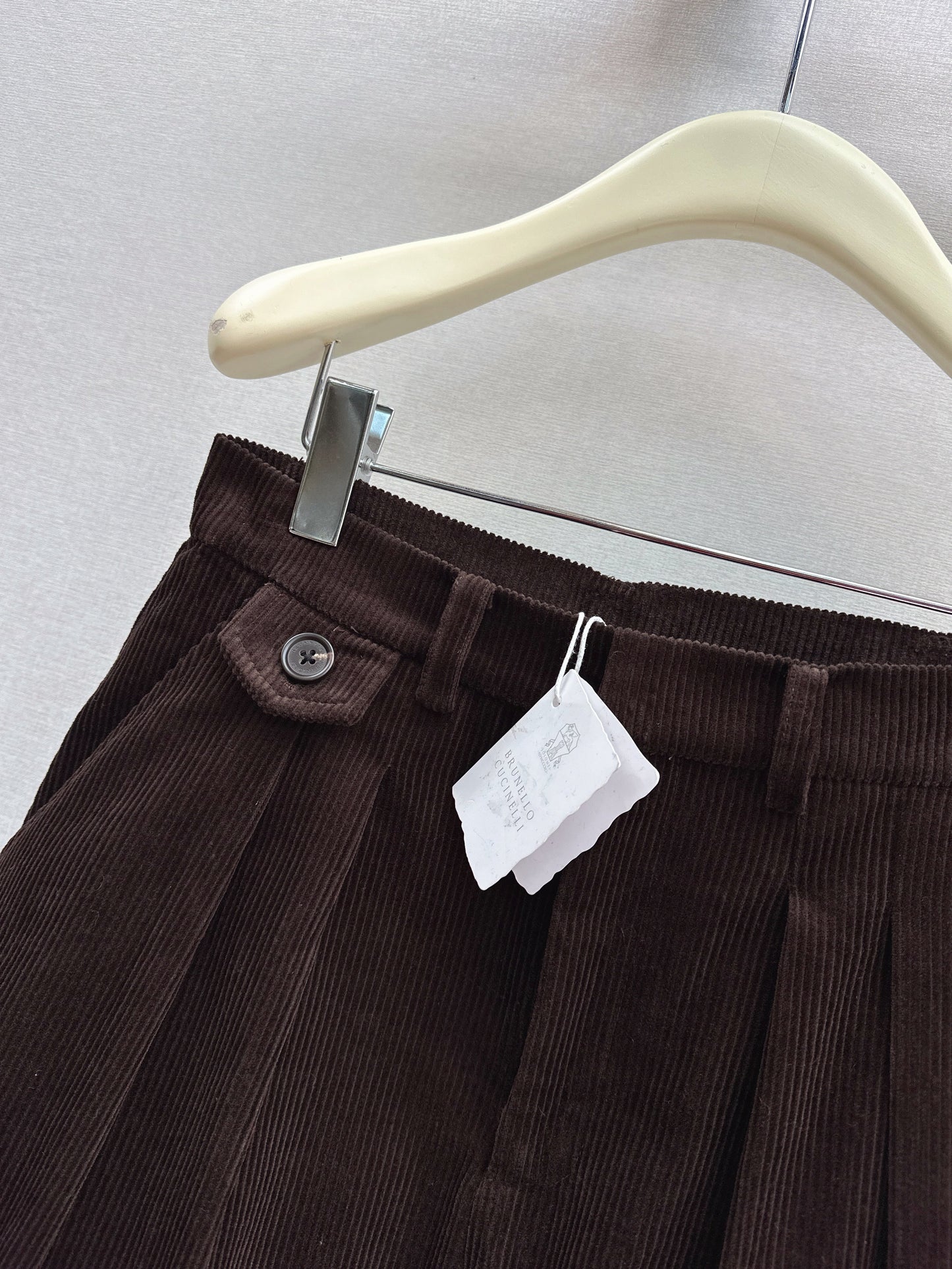 Brun NEW corduroy shorts