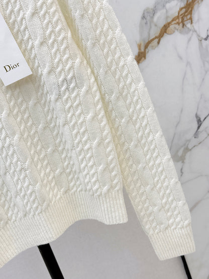 CD NEW cable knitwear
