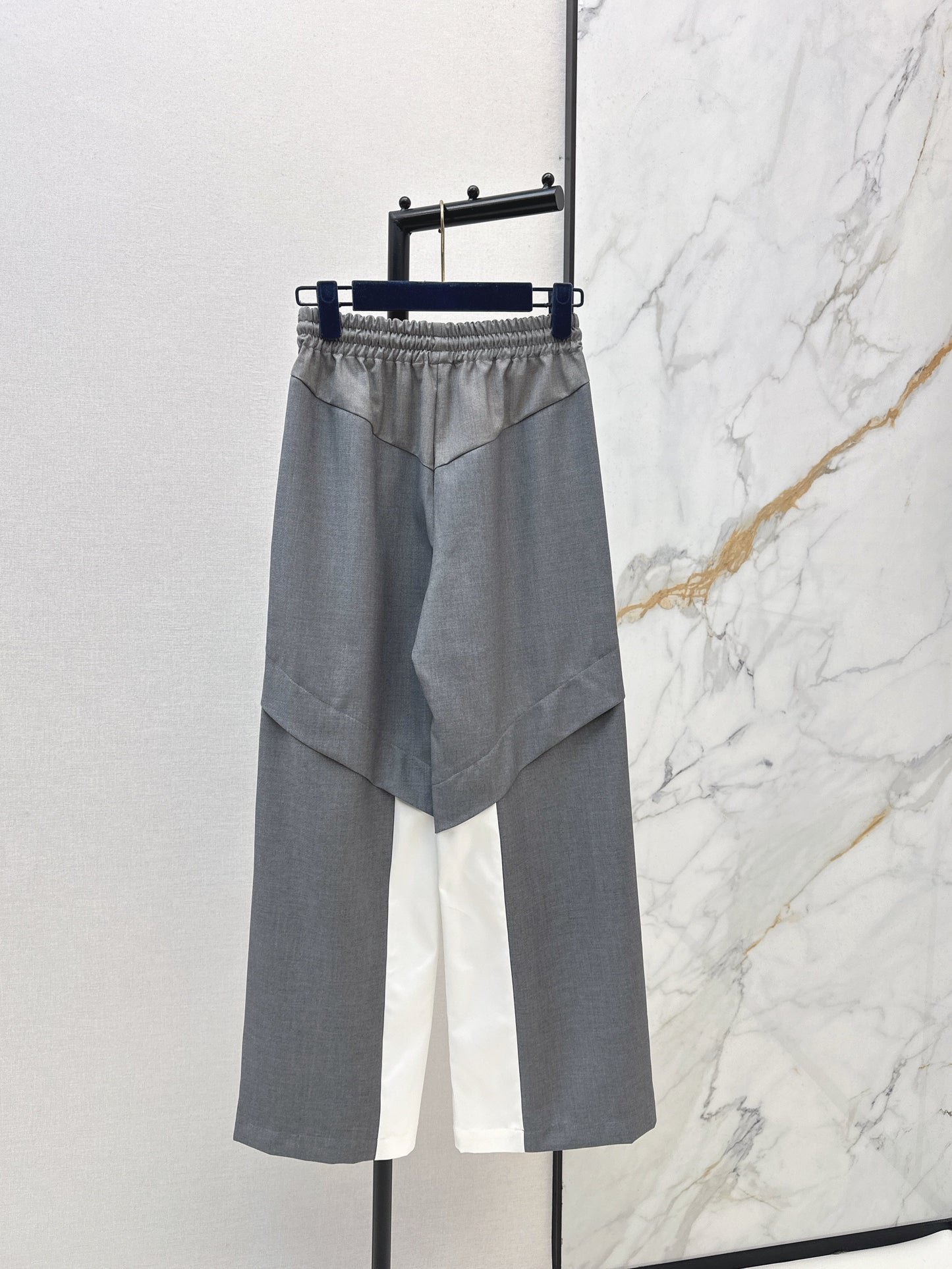 Louis NEW contract pants