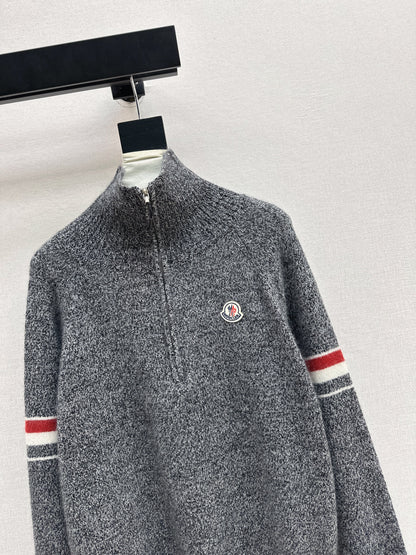 Monc NEW zip-up sweater