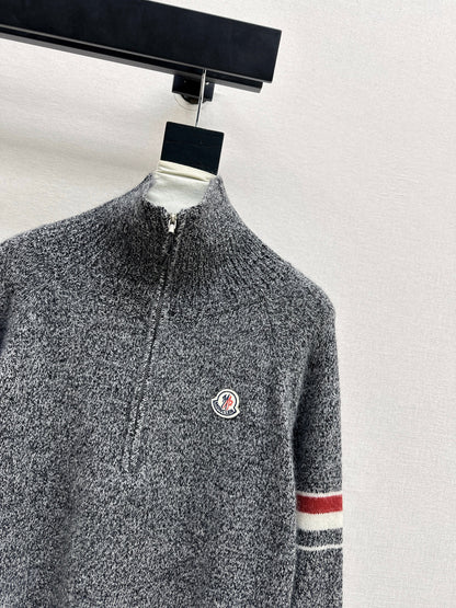Monc NEW zip-up sweater