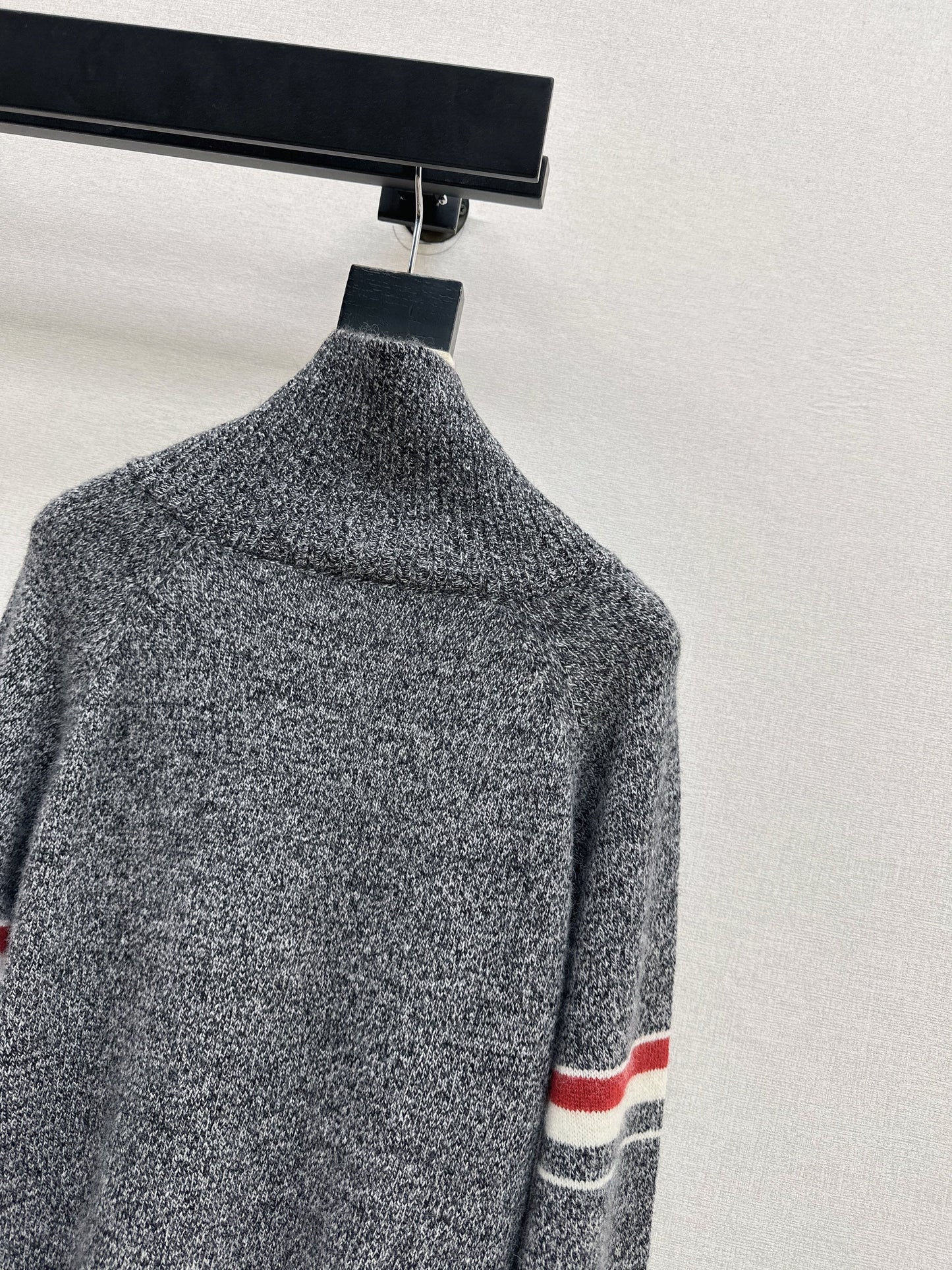 Monc NEW zip-up sweater