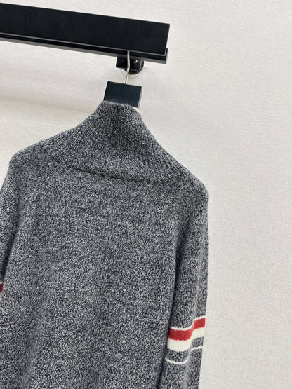 Monc NEW zip-up sweater