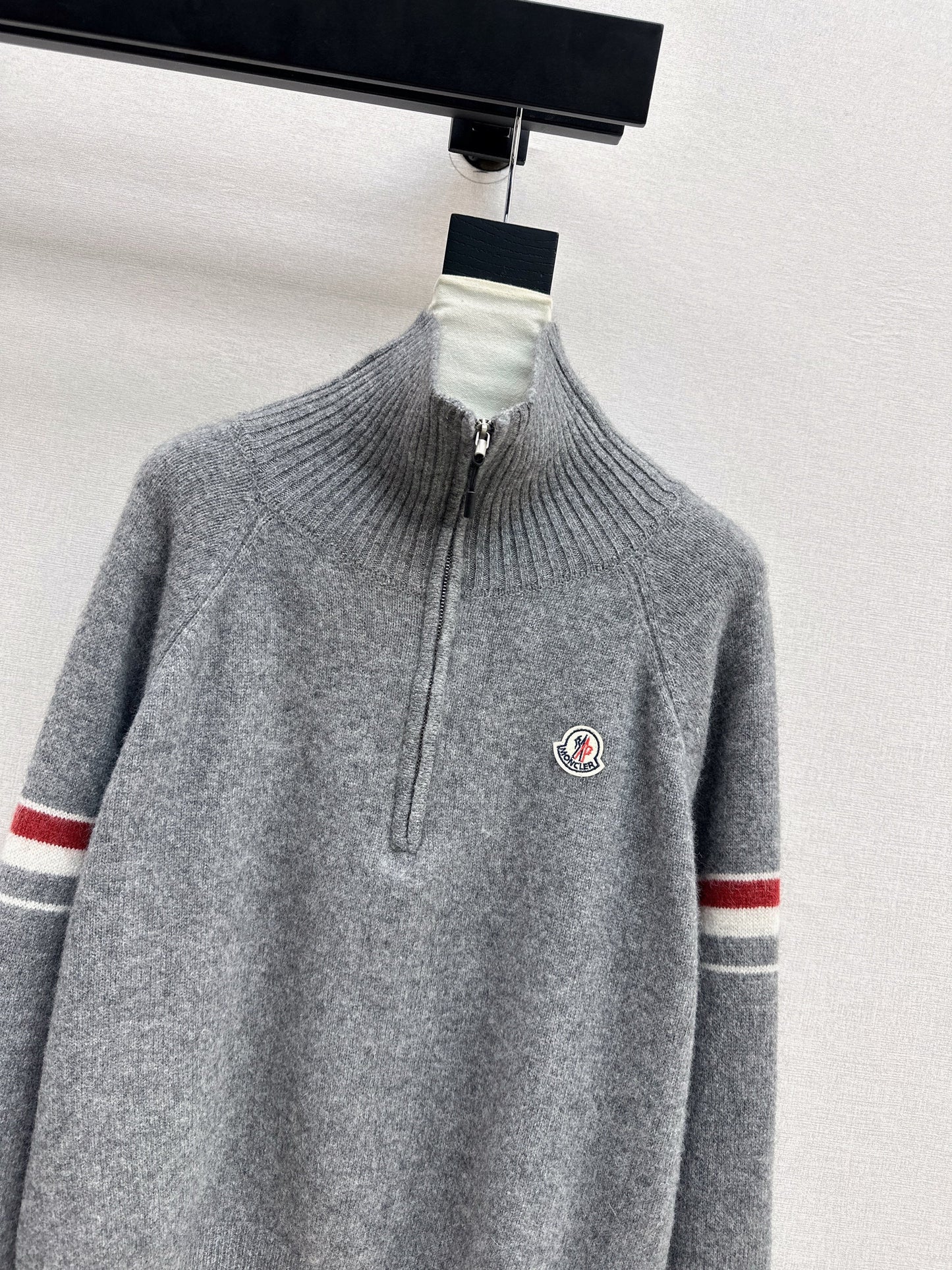 Monc NEW zip-up sweater