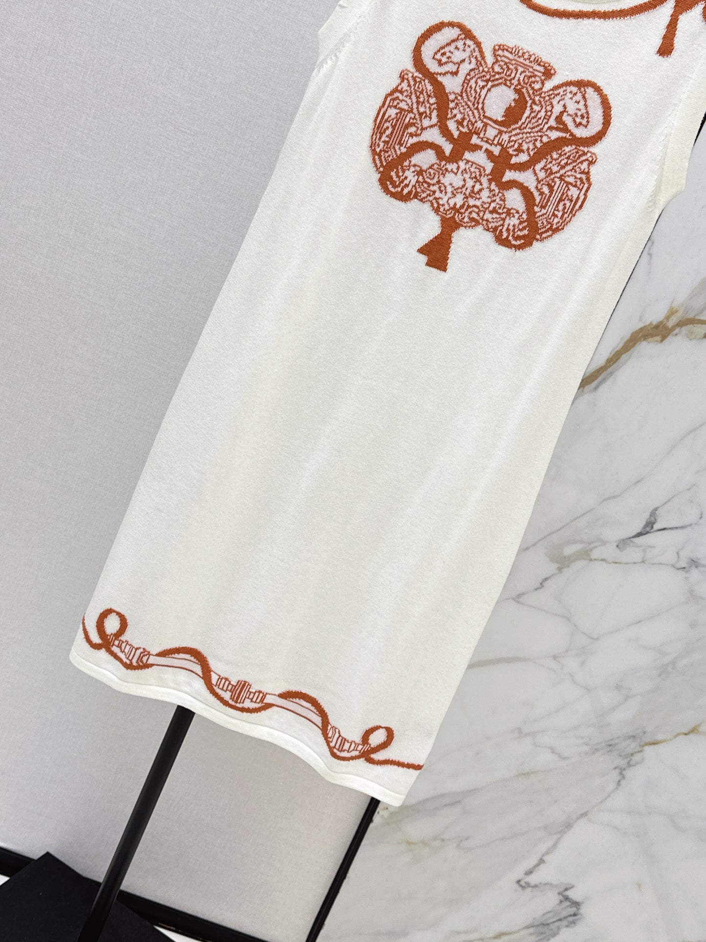 Herm NEW jacquard sleeveless dress