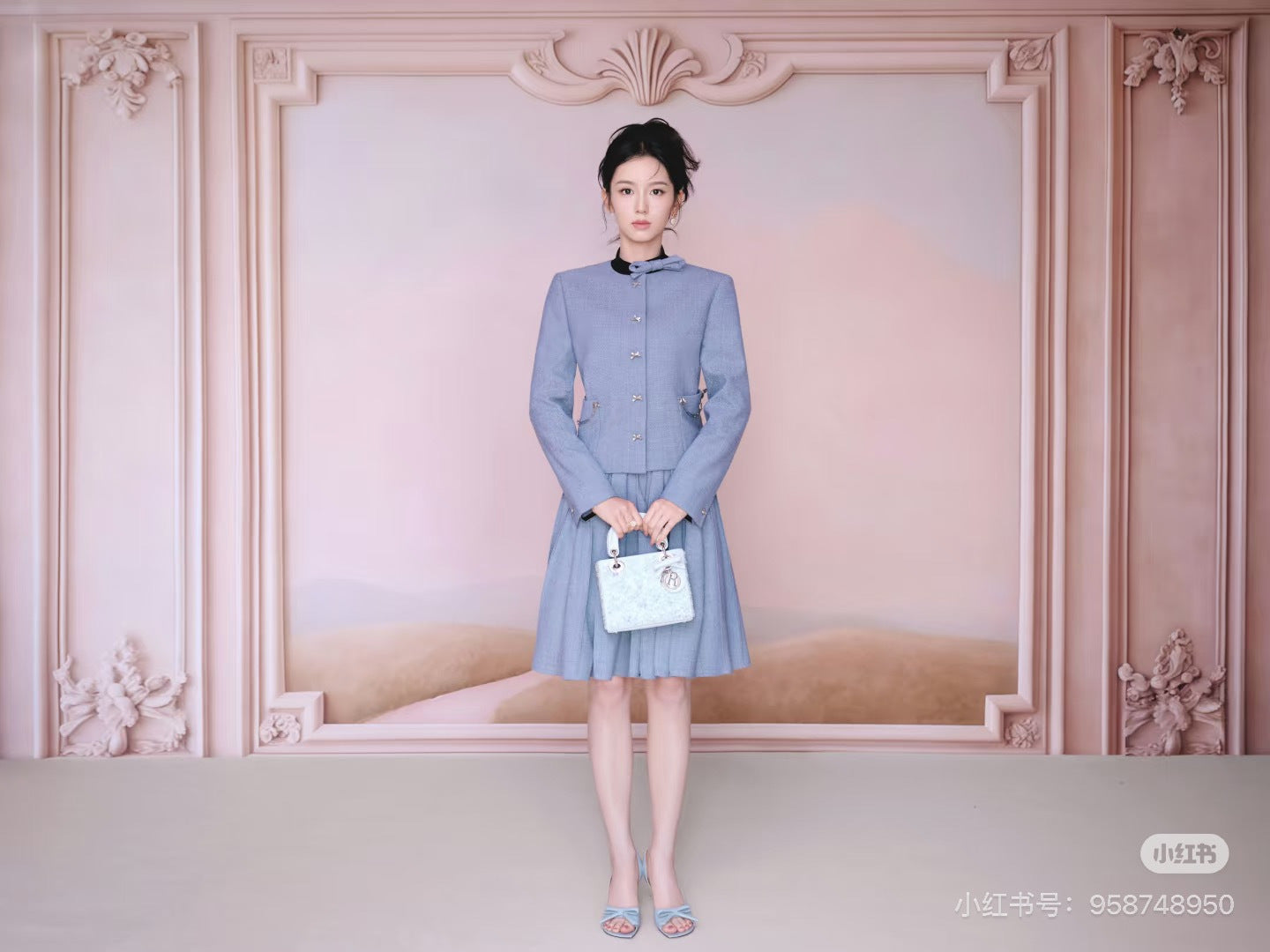 CD NEW pleated skirts