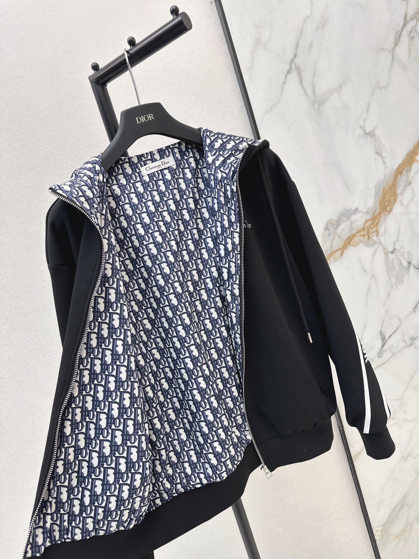 CD NEW Hooded drawstring jacket