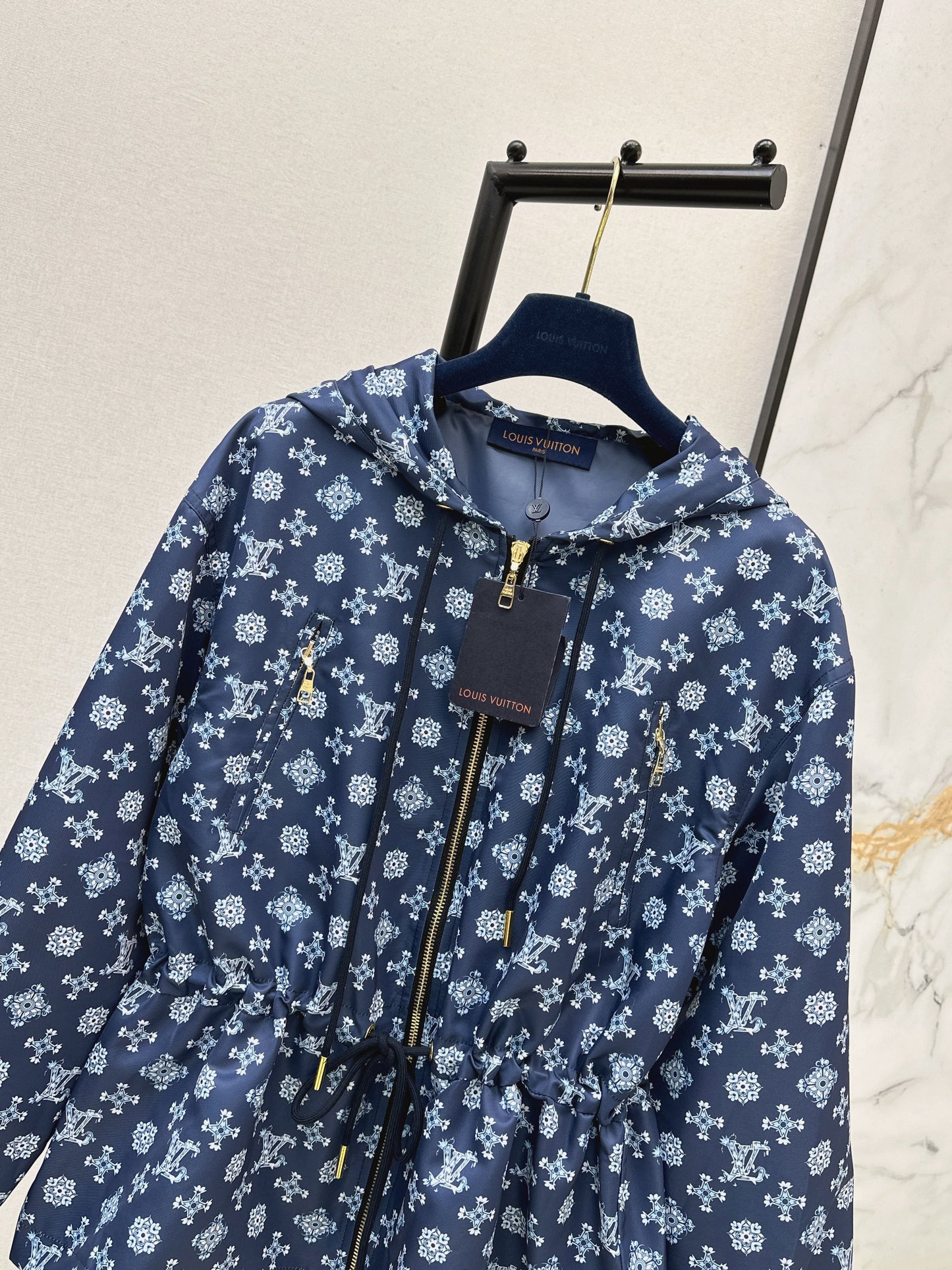 Louis NEW hooded drawstring jacket