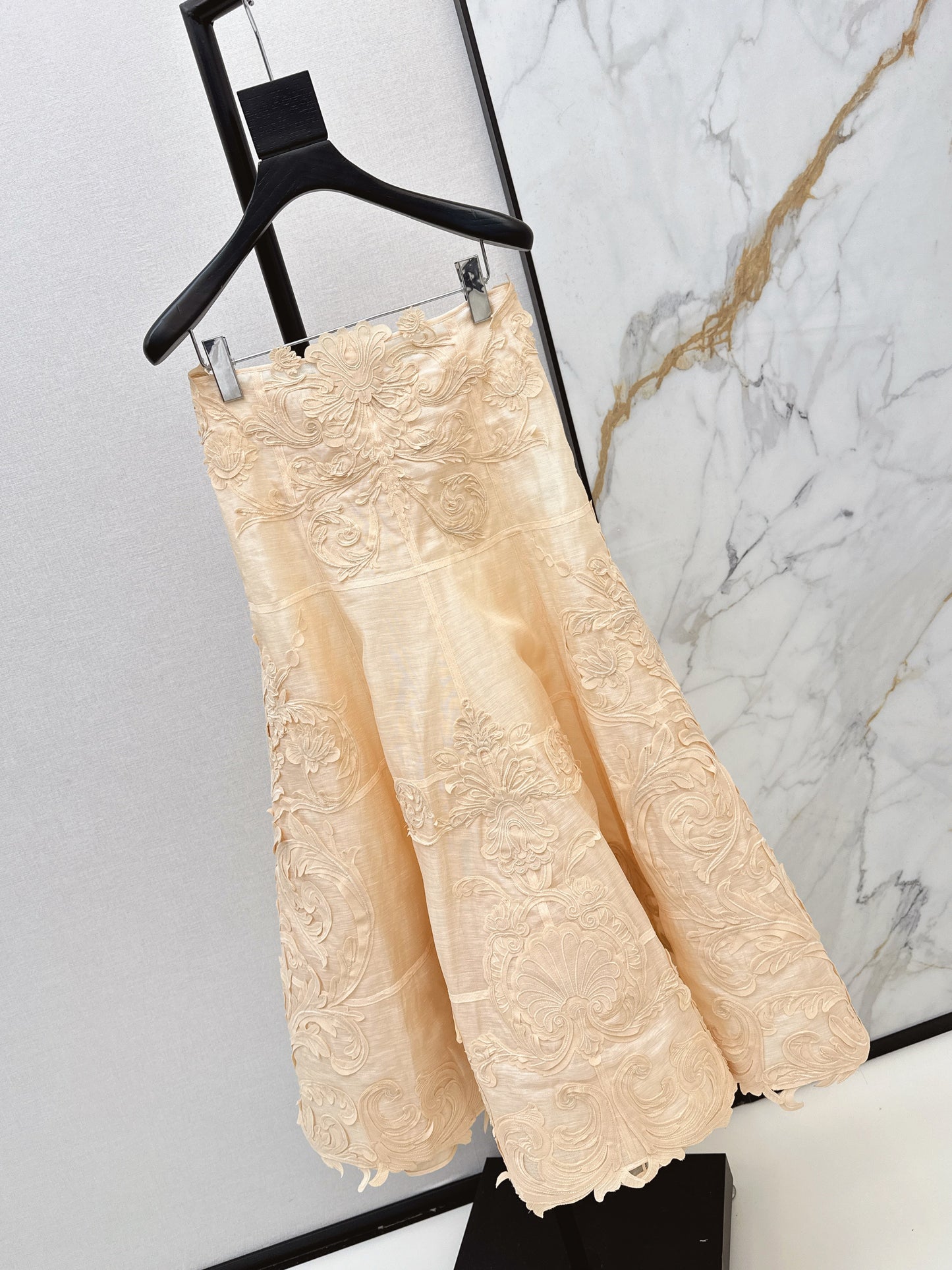 Zimm NEW lace embroidery skirt