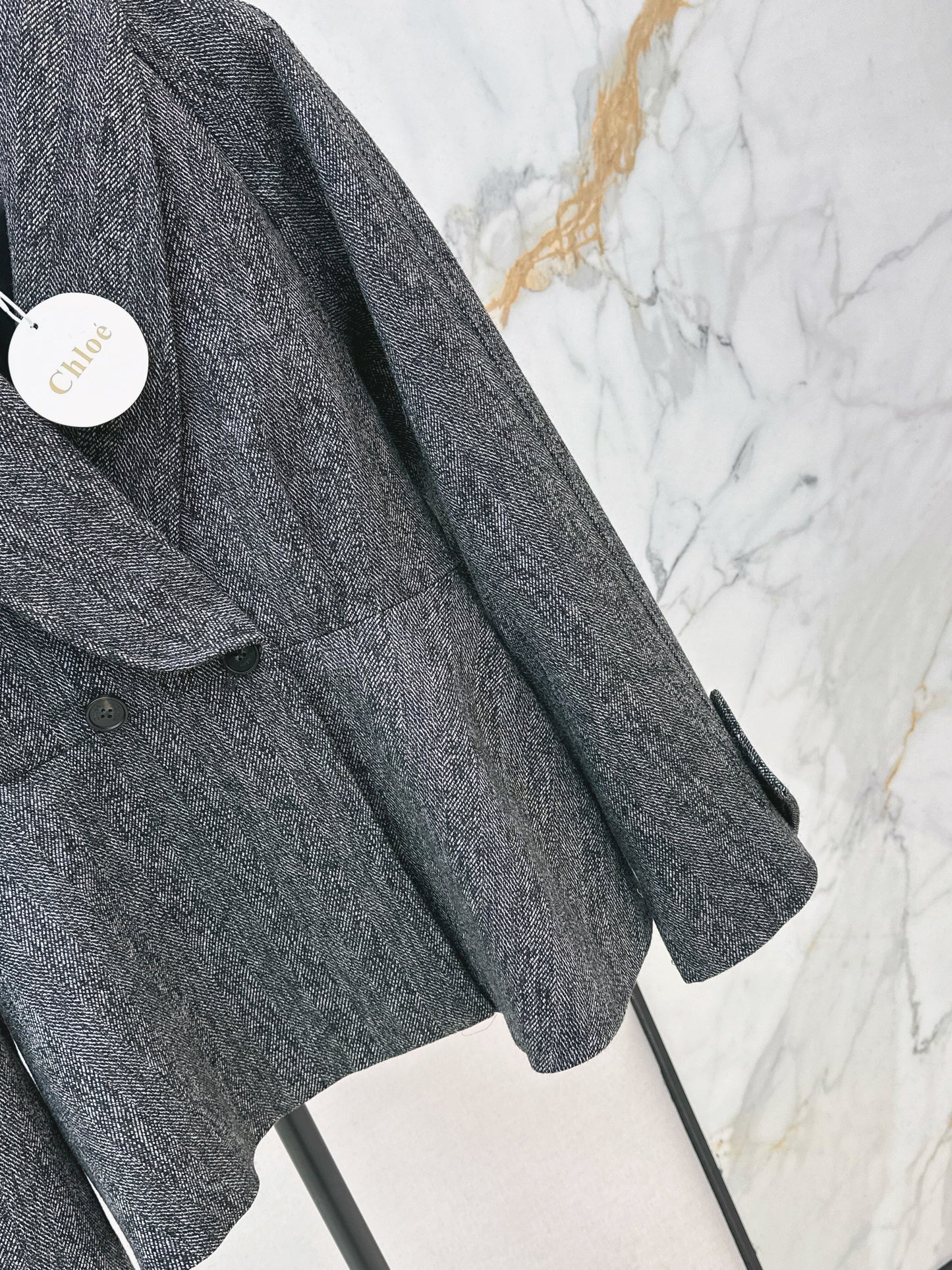 Chol NEW ruffle-hem belted jacket