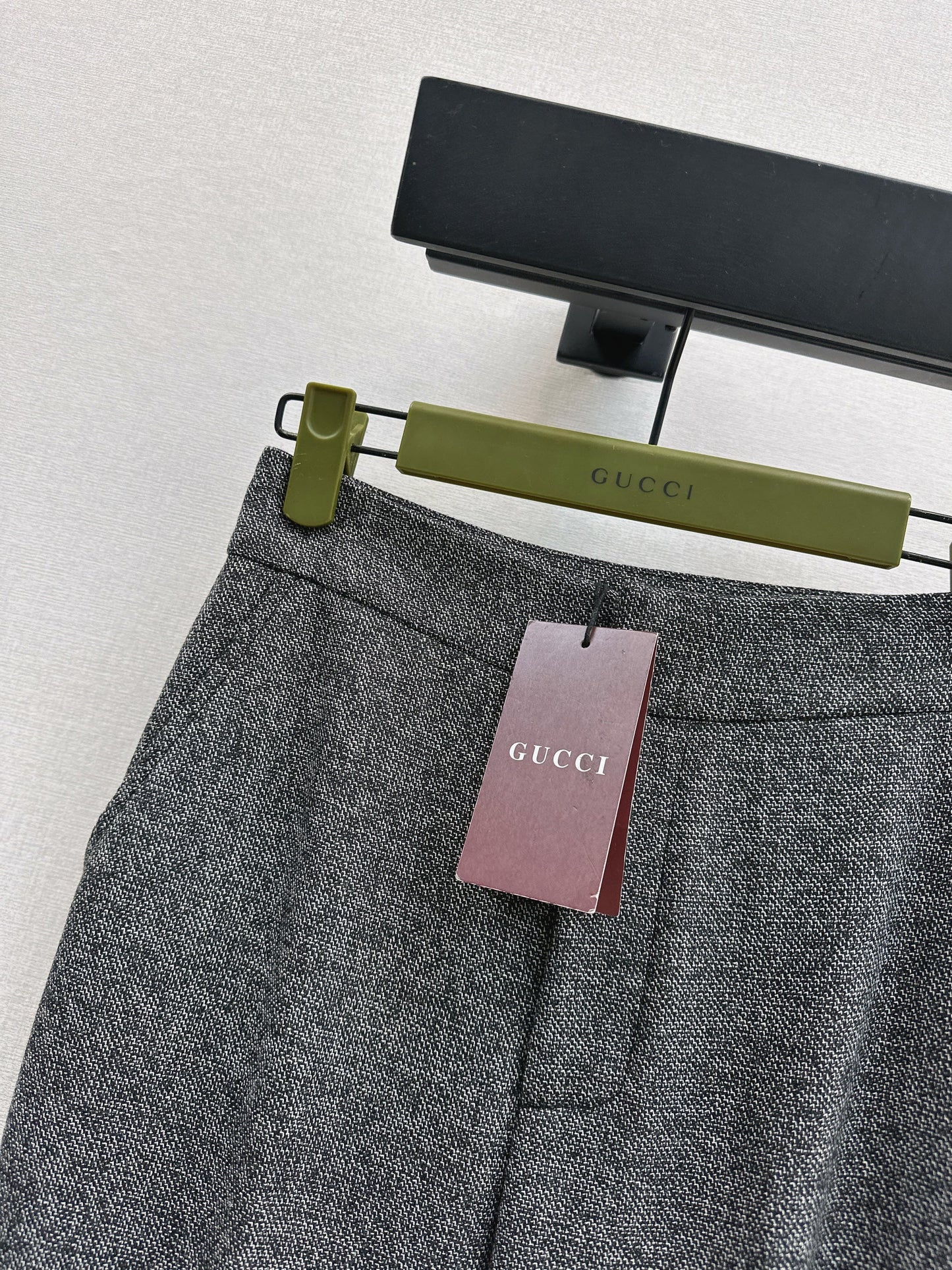 Guc NEW cuffed pants