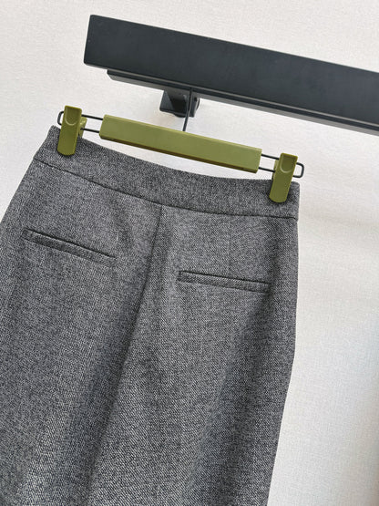 Guc NEW cuffed pants